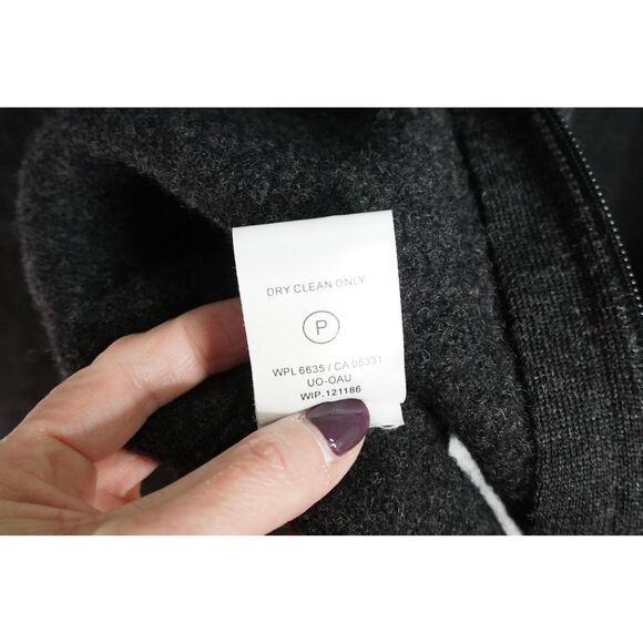 Women's XS Woolrich Embroidered Grey Collared Wool‎ Zippered Sweater Jacket - Picture 10 of 10